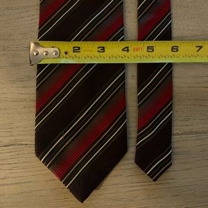 Roberto Villini Collezione hand made silk striped tie